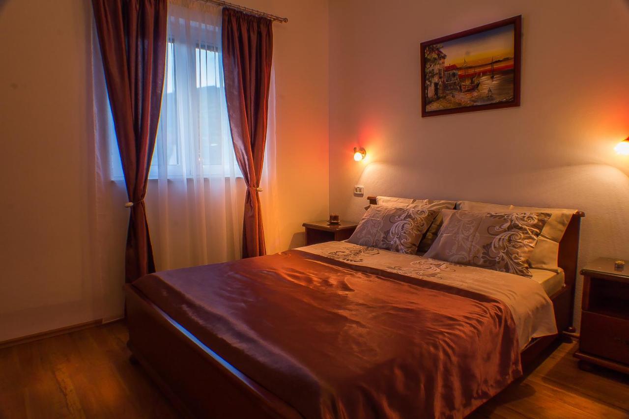 Dmm Apartments Tivat Ngoại thất bức ảnh