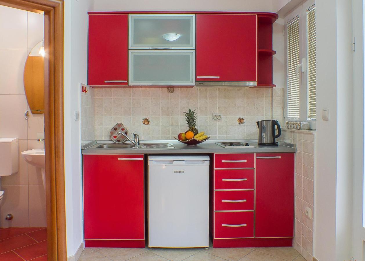 Dmm Apartments Tivat Ngoại thất bức ảnh