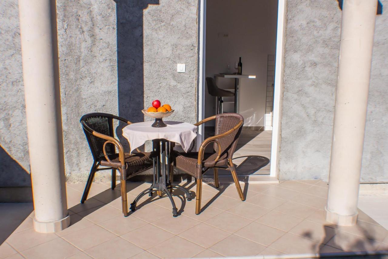 Dmm Apartments Tivat Ngoại thất bức ảnh