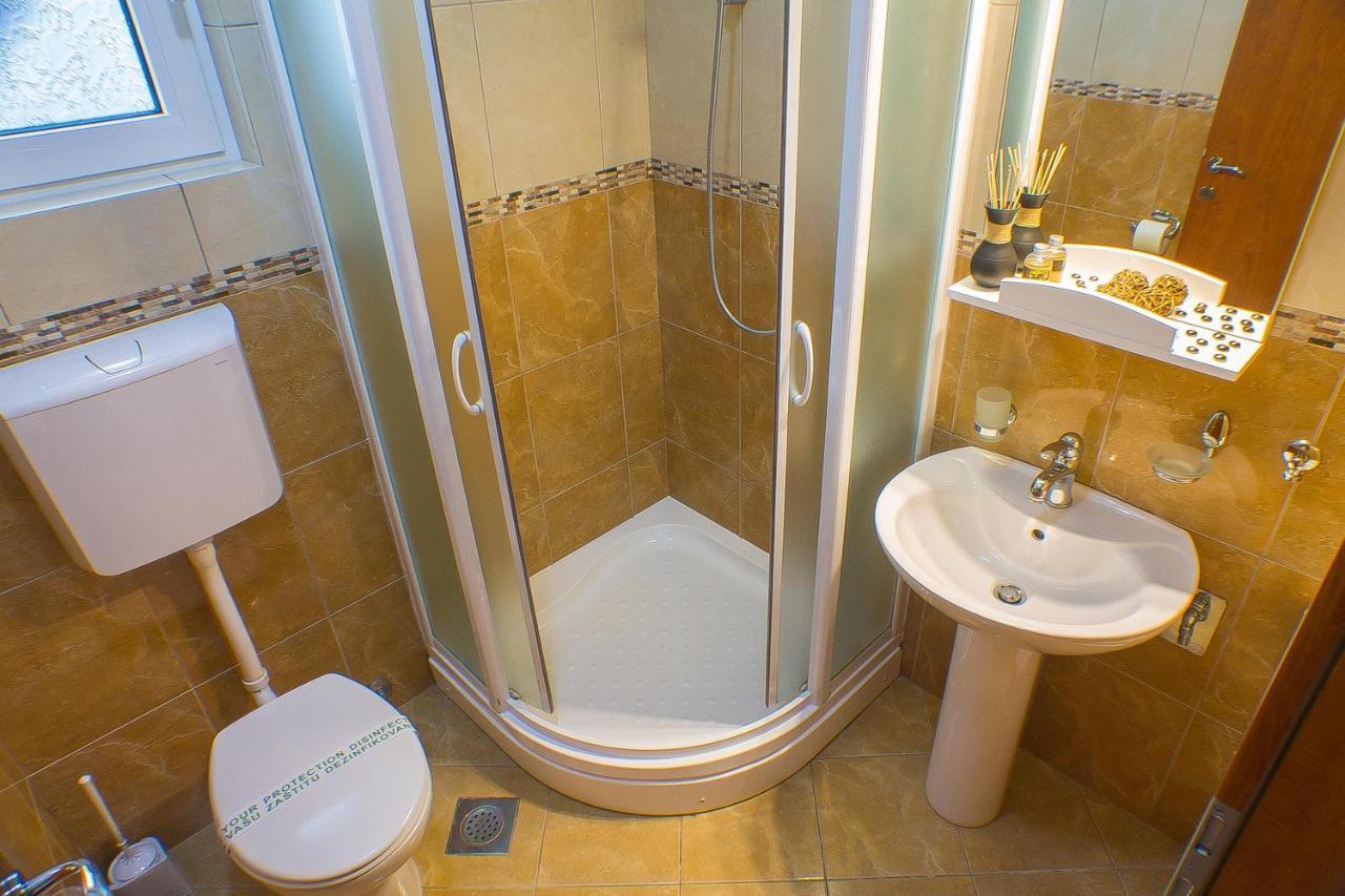 Dmm Apartments Tivat Ngoại thất bức ảnh