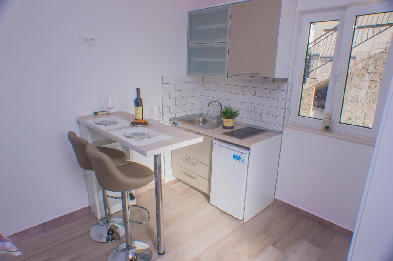Dmm Apartments Tivat Ngoại thất bức ảnh