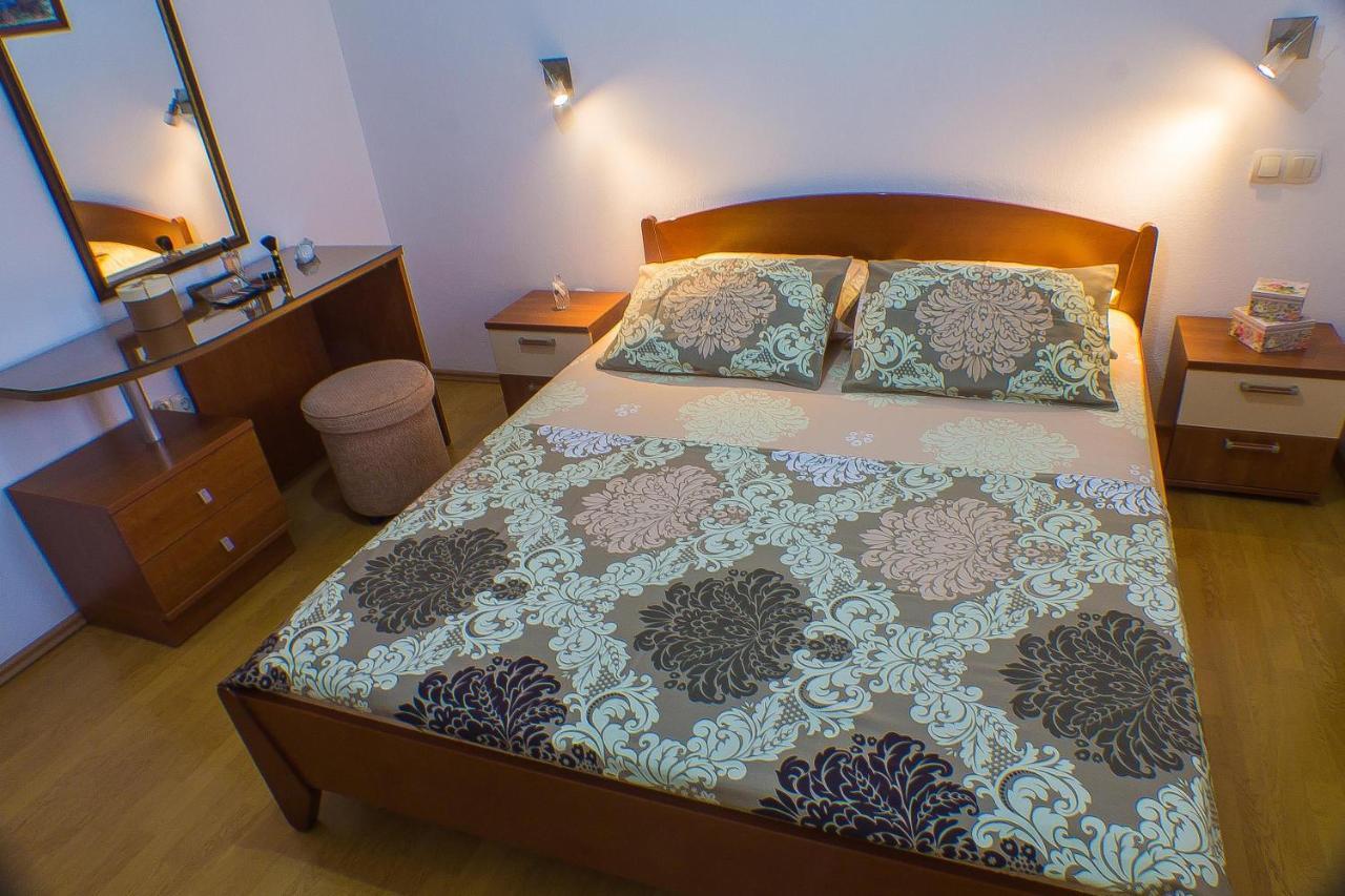 Dmm Apartments Tivat Ngoại thất bức ảnh