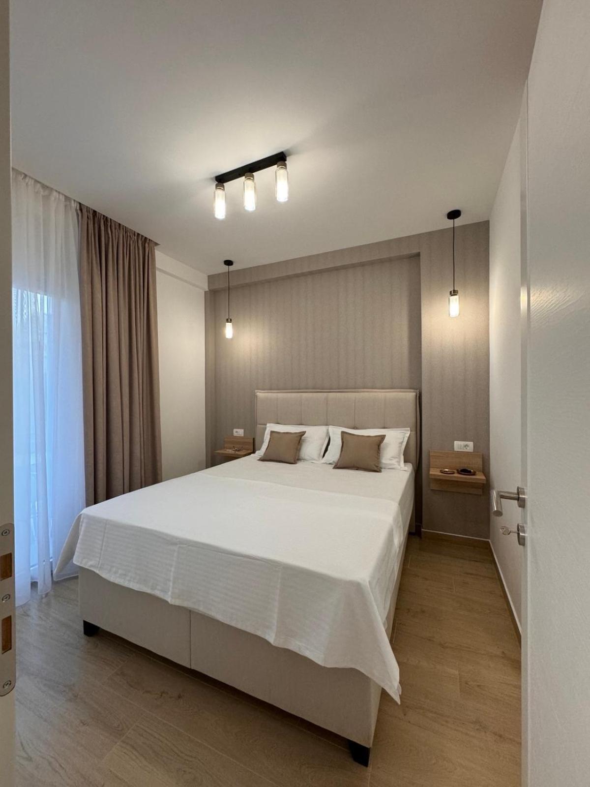 Dmm Apartments Tivat Ngoại thất bức ảnh